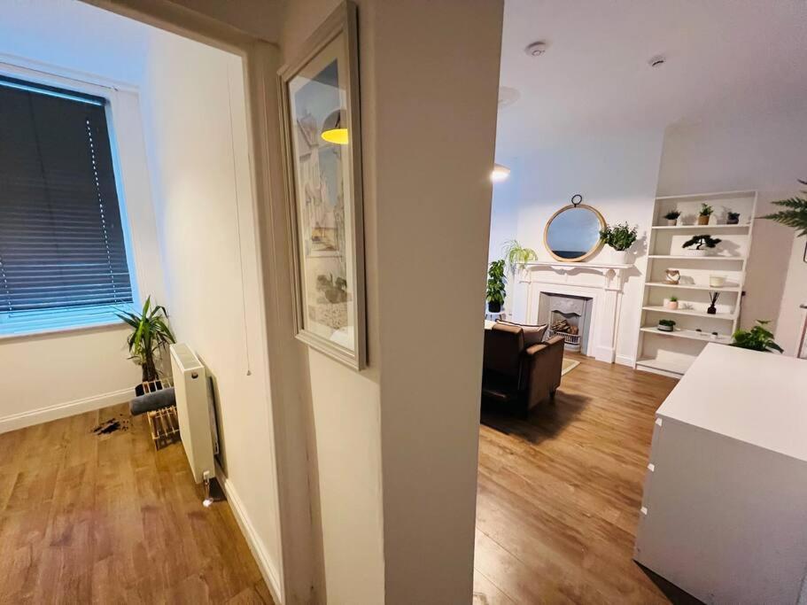Beautiful Space Stylish And Modern! Perfect Location Blackpool Bagian luar foto